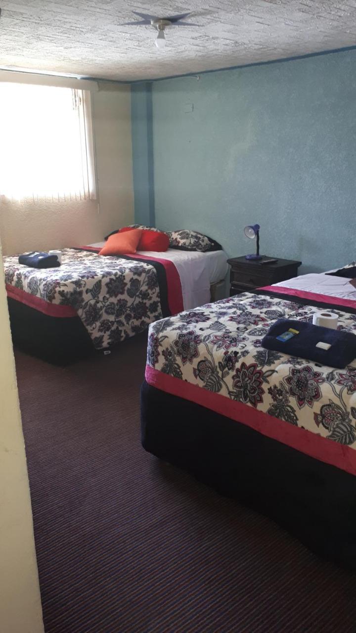 Hotel Kasa Kamelot 2 Κετσαλτενάνγκο Εξωτερικό φωτογραφία