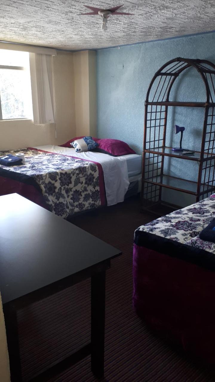 Hotel Kasa Kamelot 2 Κετσαλτενάνγκο Εξωτερικό φωτογραφία