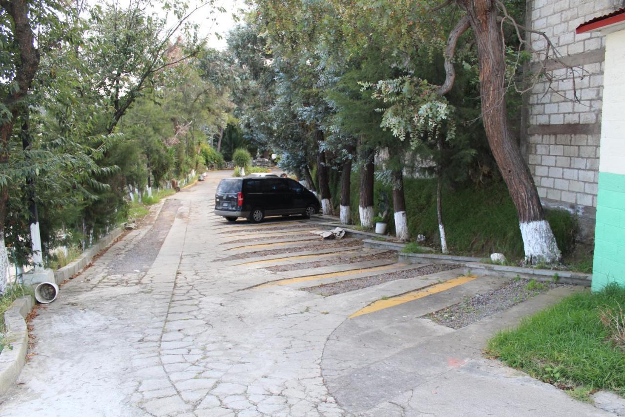 Hotel Kasa Kamelot 2 Κετσαλτενάνγκο Εξωτερικό φωτογραφία